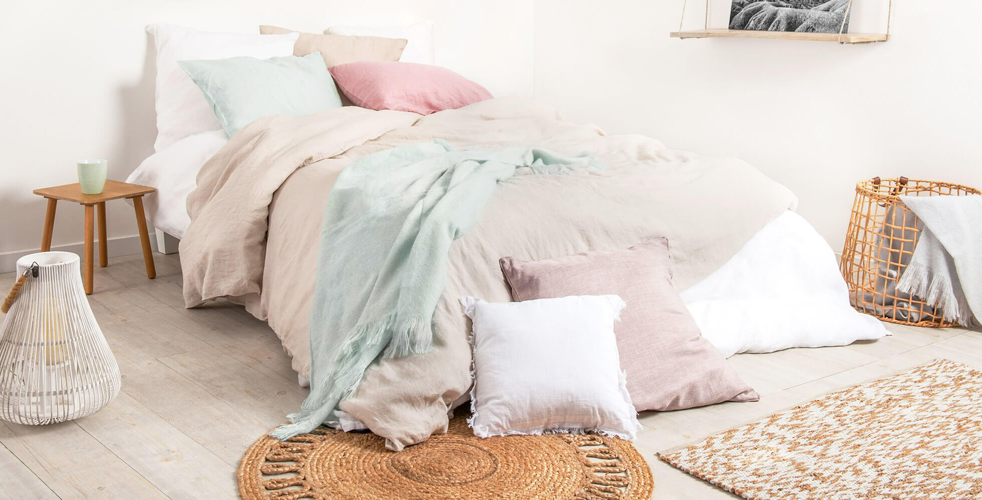decoración de dormitorio con ropa de cama de lino
