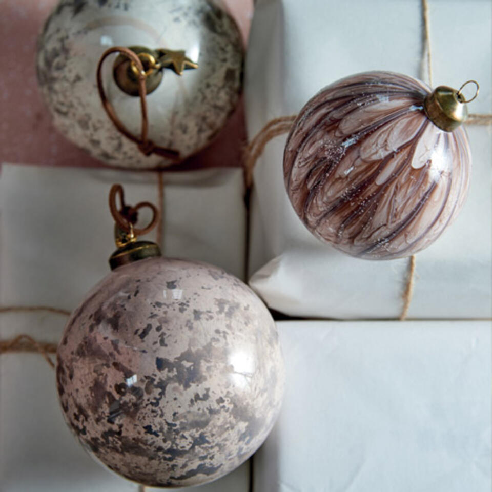 bolas de Navidad rosas