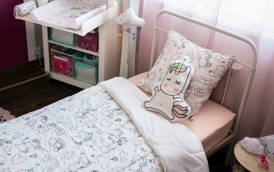 funda nórdica infantil con unicornio